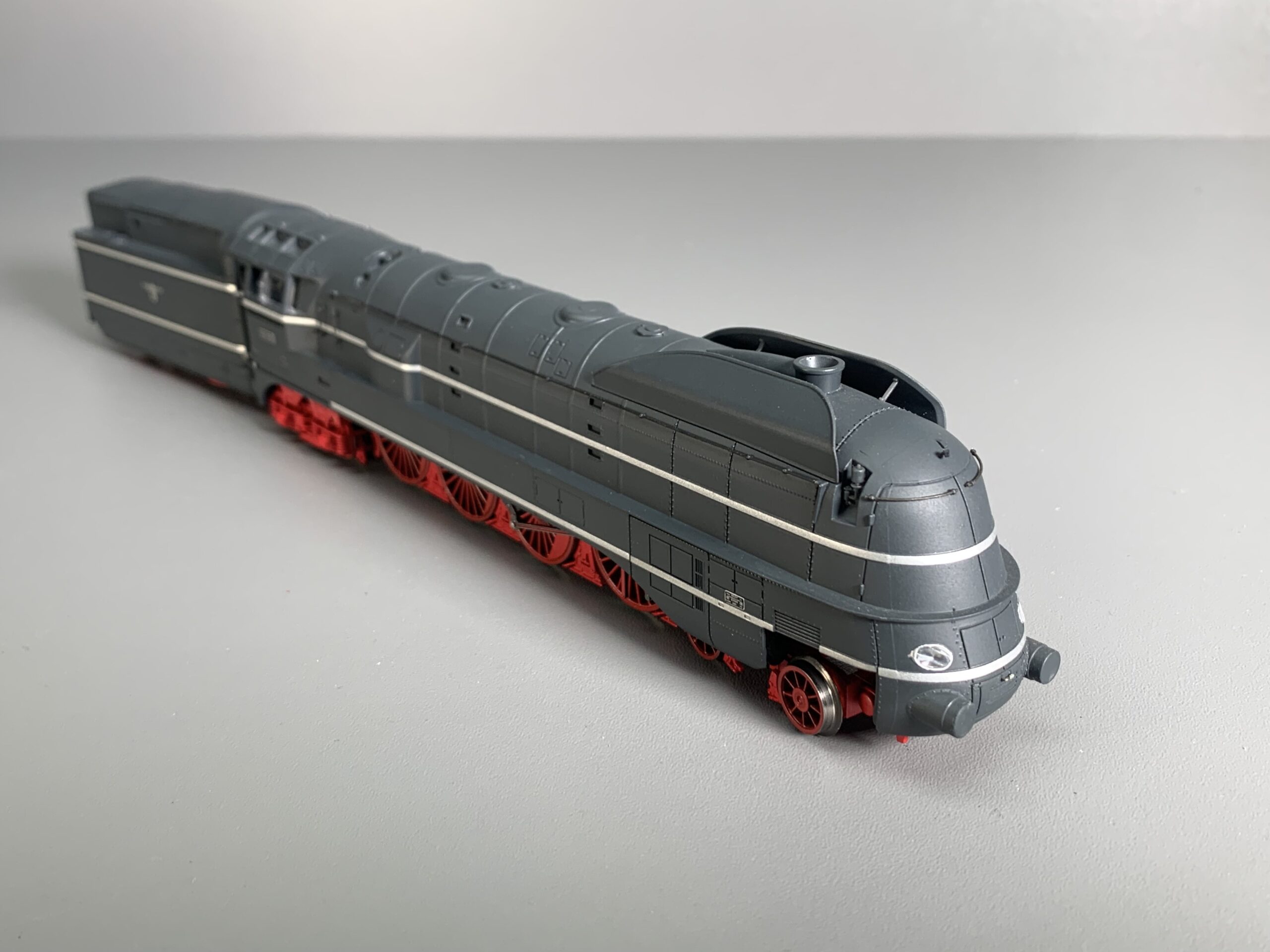 Brawa Modelleisenbahn Schnellzuglok