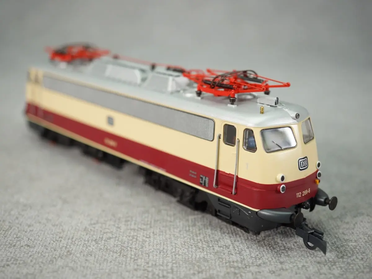 Roco Modelleisenbahn Elektrolokomotive Baureihe E10 der Deutschen Bundesbahn